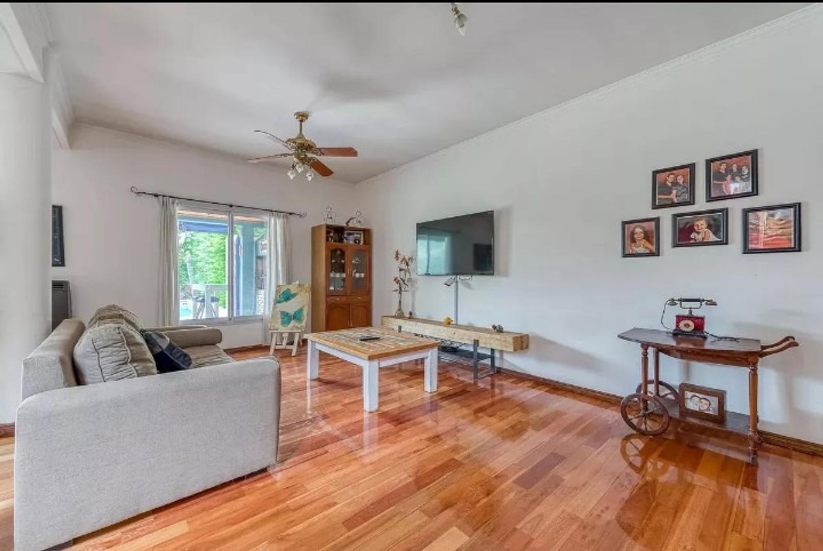 Casa en Venta de 5 dormitorios