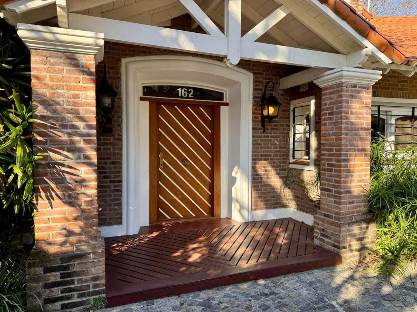 Casa en Alquiler en Boulogne, USD 3.200