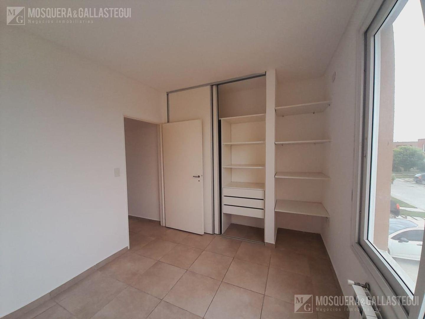 Casa en Alquiler al Oeste