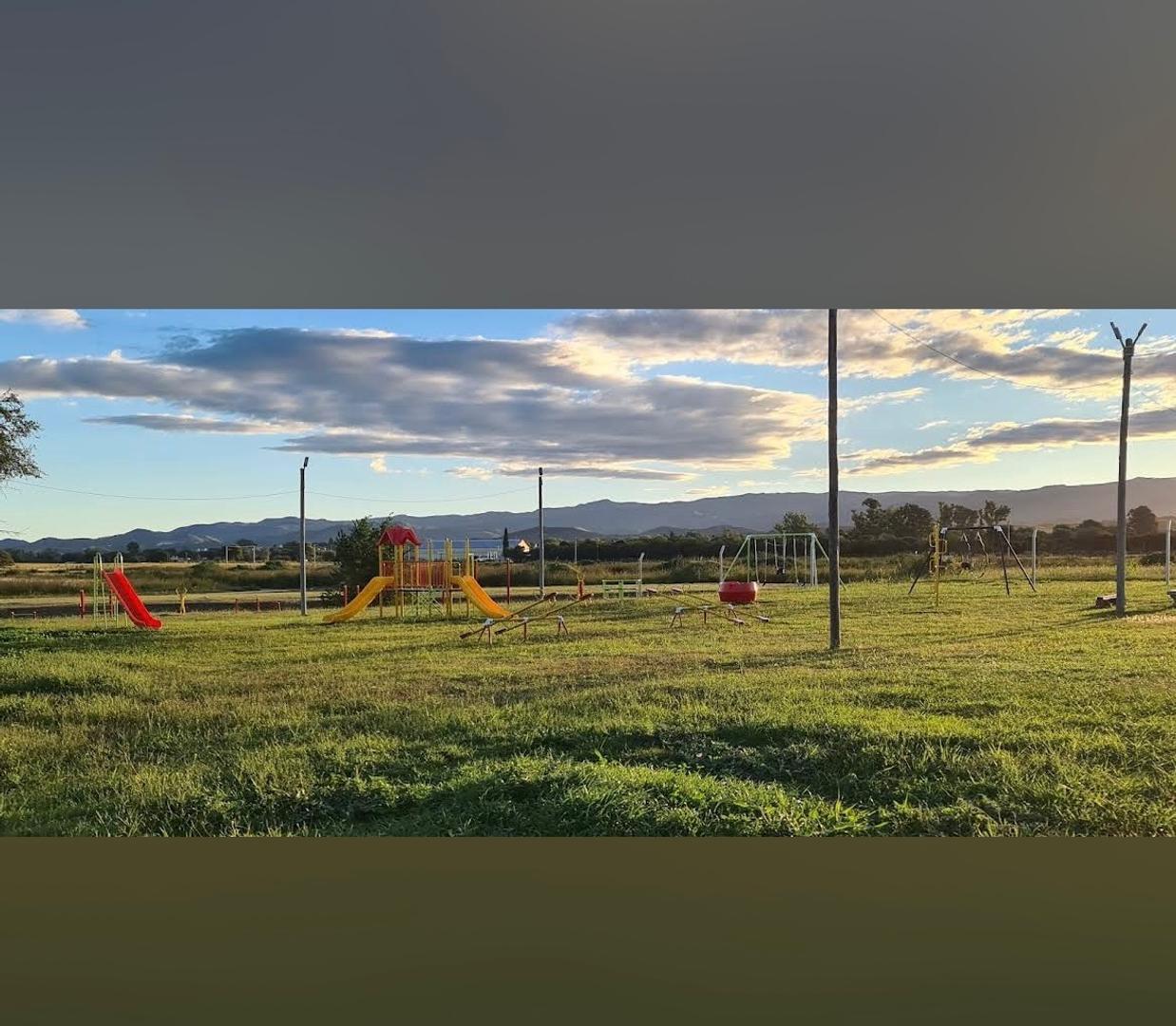 Terreno en Villa Juana entre falda del Carmen y alta gracia
