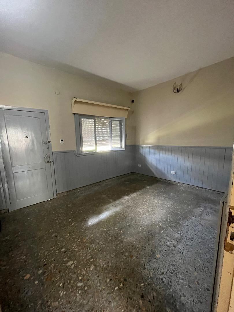 Venta casa 3 Amb con dpto - Quilmes Oeste