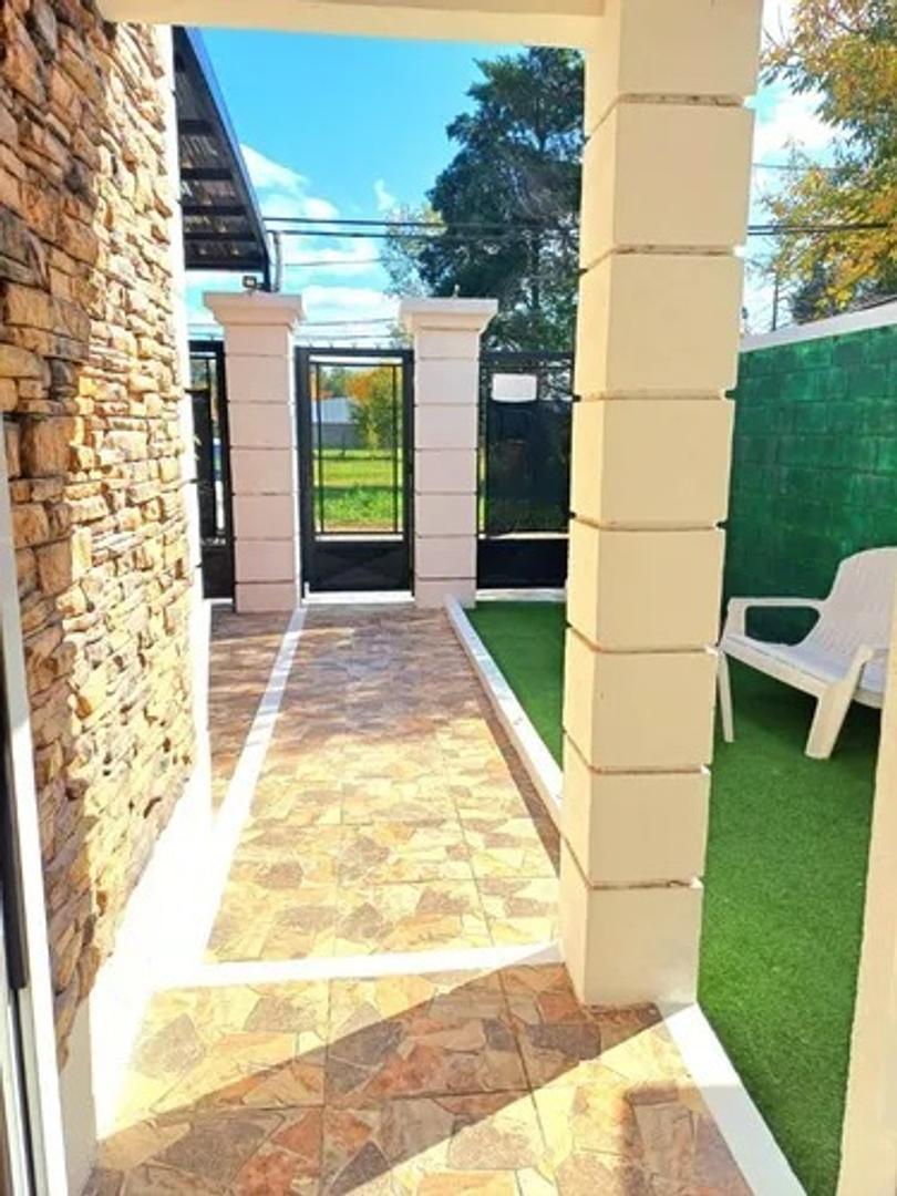 Casa 4 ambientes con 1 baño