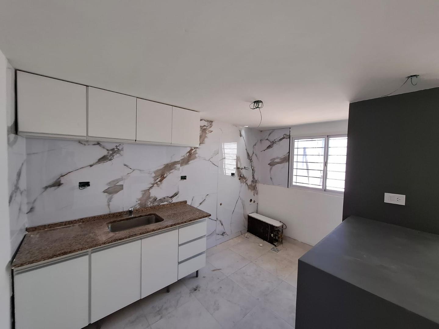 Santiago Derqui 1700 - Sargento Cabral