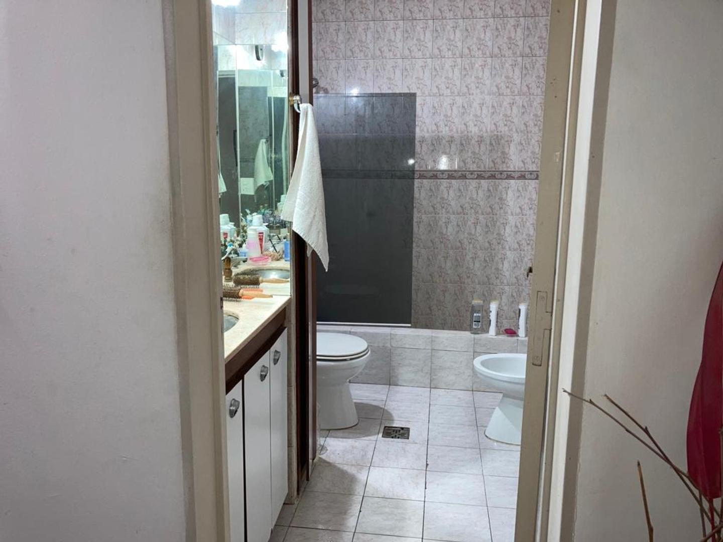 Depto Tipo Casa en Venta con 1 cocheras