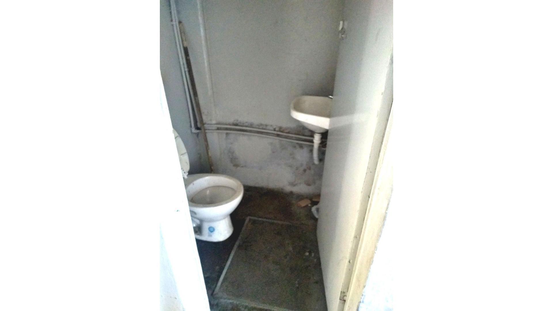 GALPON CON LOCAL Y VIVIENDA