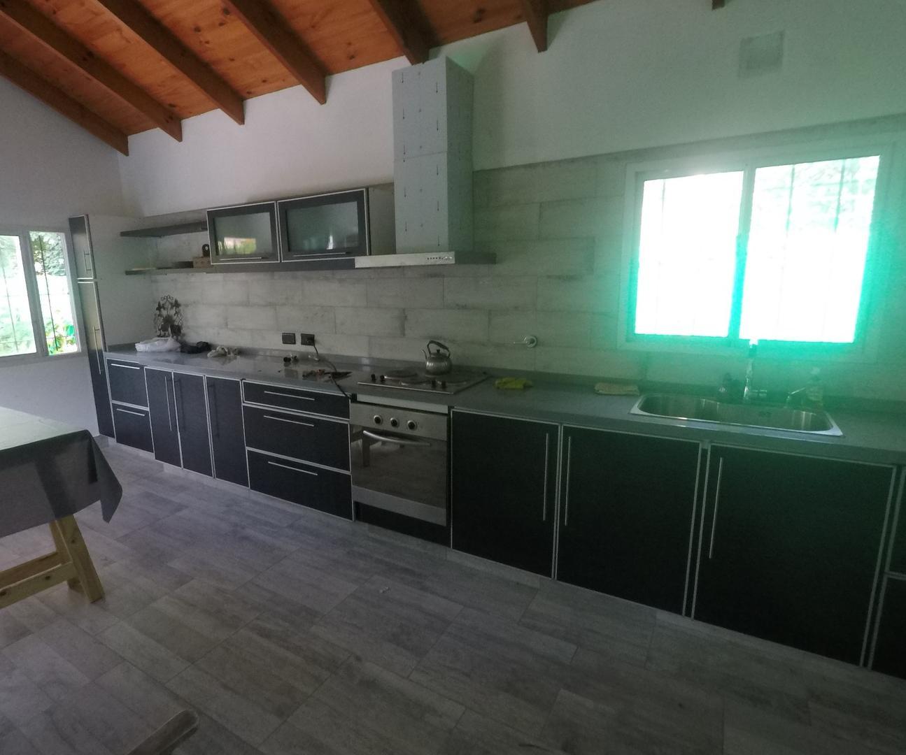 Casa 4 ambientes con 3 baños