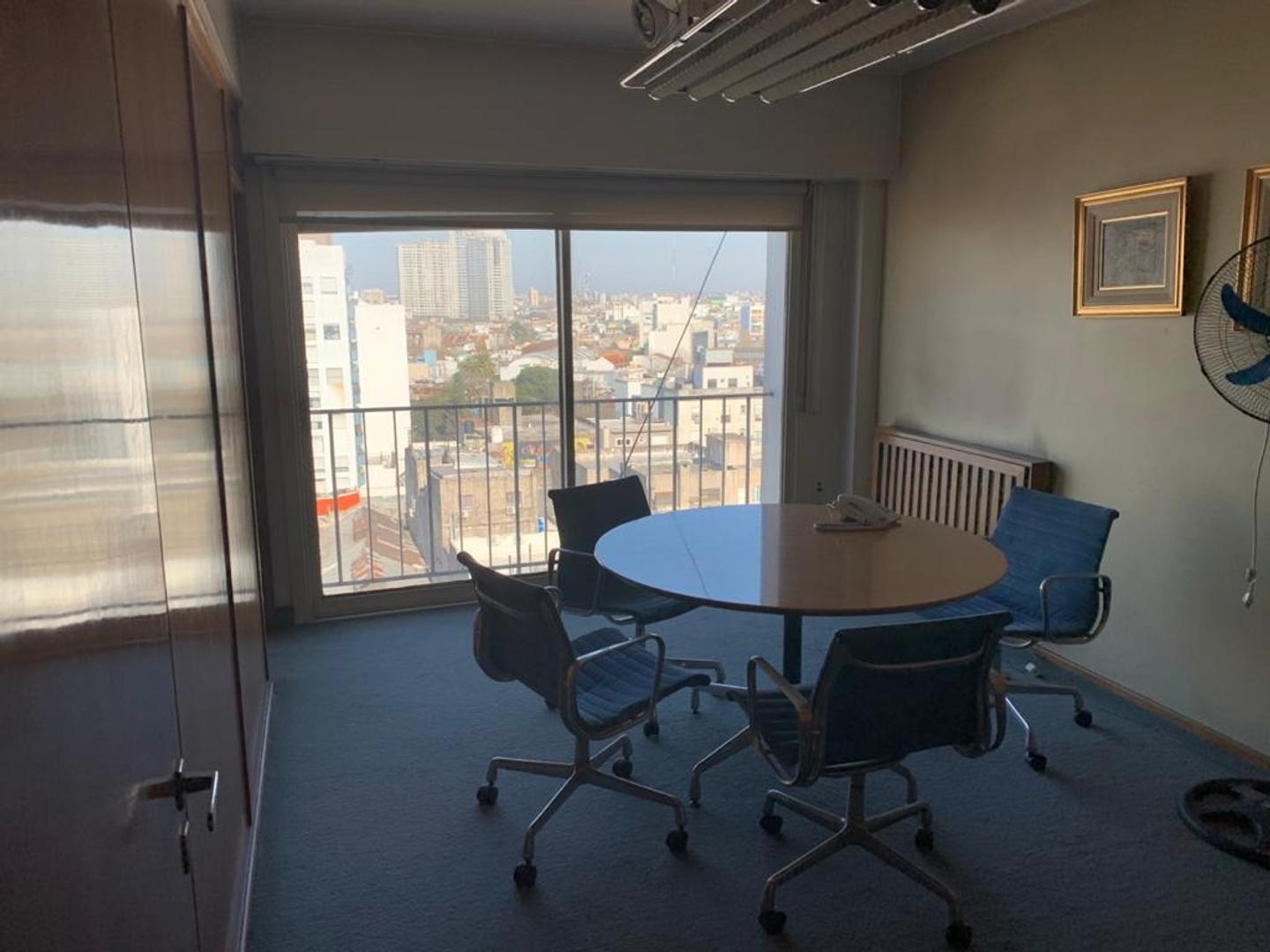 Oficina en Venta en Avellaneda, USD 135.000