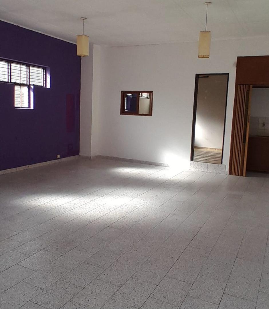 Local en Venta en San Nicolas De Los Arroyos, USD 160.000