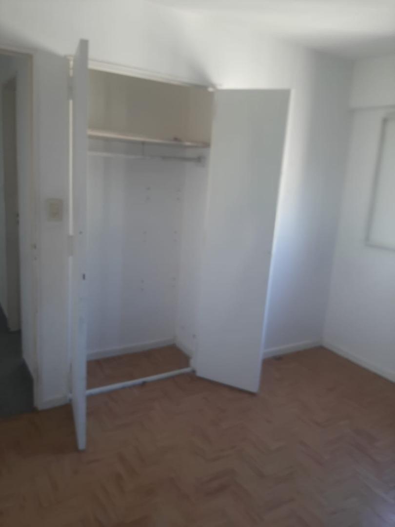 Departamento en Alquiler con 5 cocheras