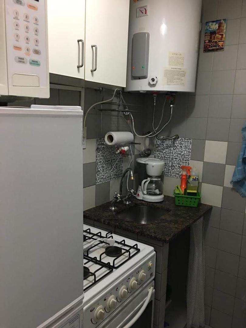 Luis Saenz Peña 400 , Piso 7