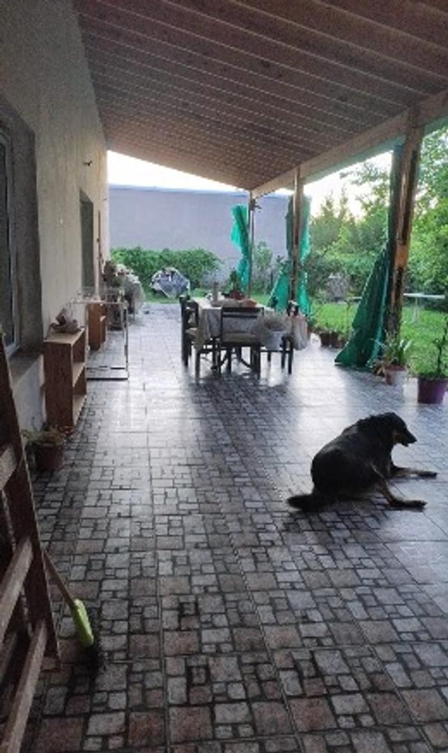 Parque Sakura. B. F. Moreno 300