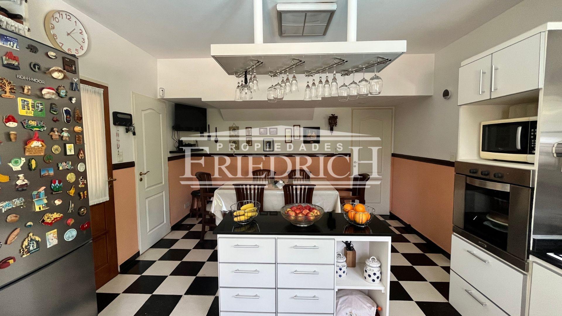 Casa en Venta en Country Club Banco Provincia, USD 299.000