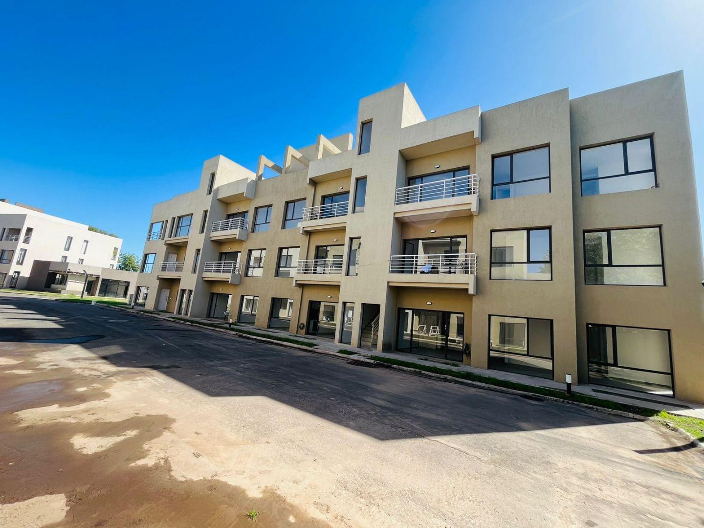 Departamento en Alquiler en Los Polvorines, $ 610.000