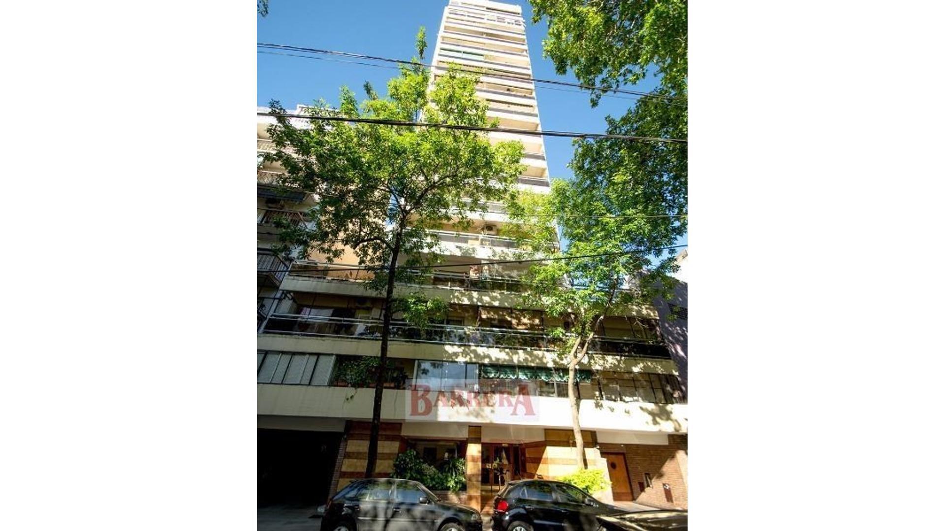 2 Ambientes al frente con balcón, Frente a la est. Belgrano