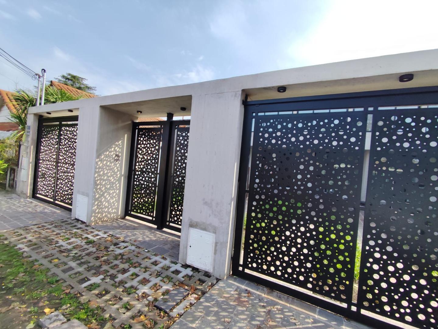 Venta PH 4 ambientes a estrenar.Permuta