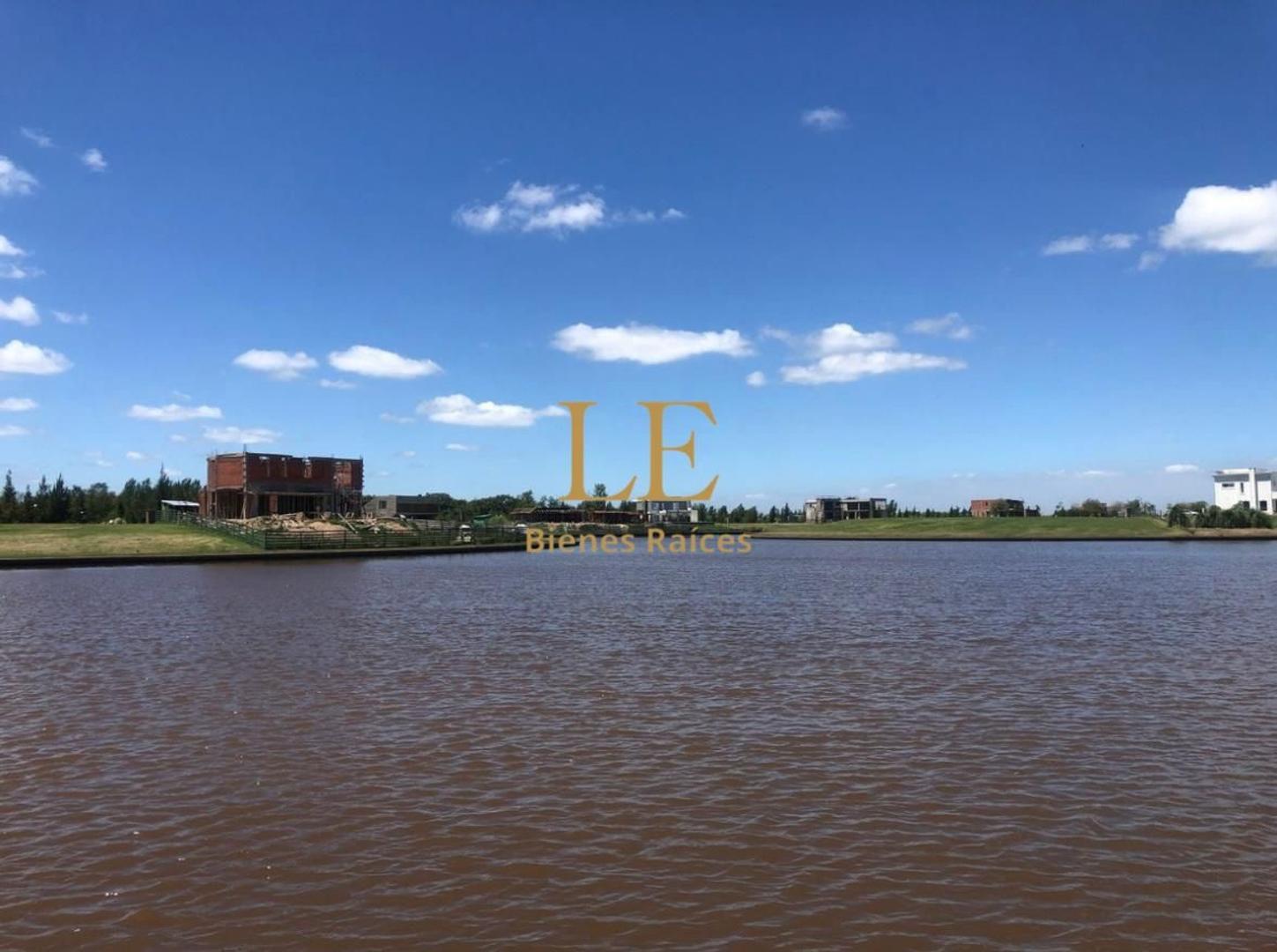 Terreno en Venta de 785,0 m2