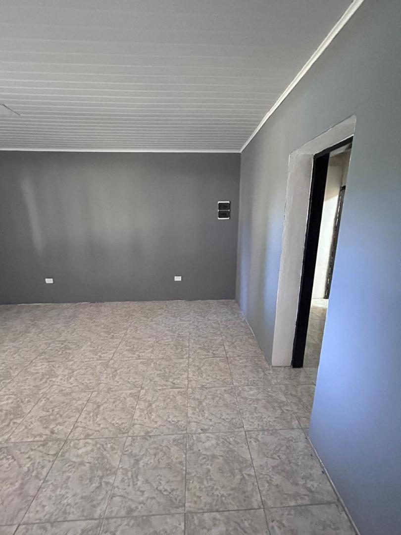 Casa en Alquiler con 1 cochera