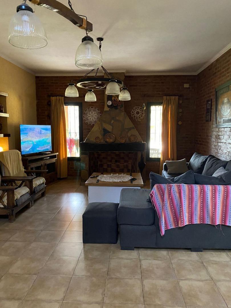 Casa en Venta en Villa Gobernador Udaondo, USD 265.000