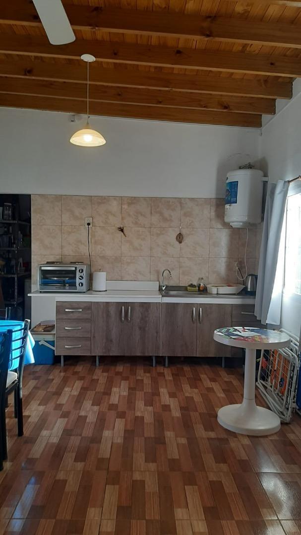 Depto Tipo Casa en Alquiler en Santa Clara del Mar, $ 400.000