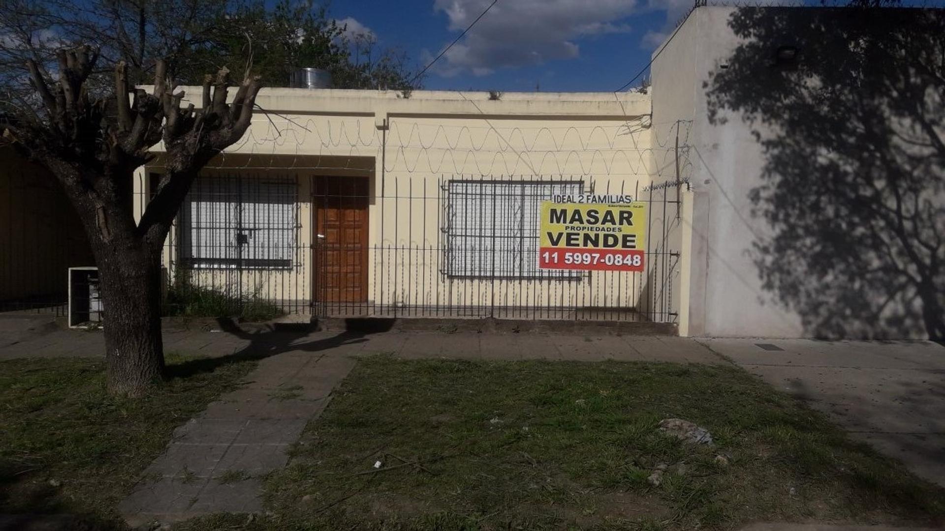 CASA EN VENTA IDEAL DOS FAMILIAS EN BUENA ZONA "CON SERVICIO