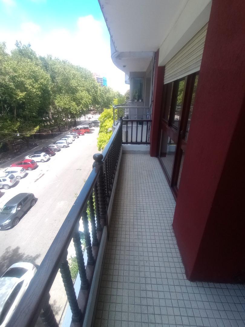 Departamento en Alquiler de 3 ambientes