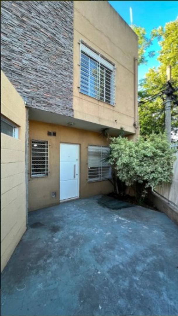 Dúplex a la venta en Villa Ballester