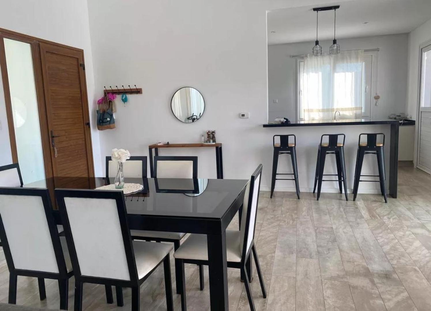 Casa en Venta en Pilar del Este - Santa Guadalupe, USD 224.400