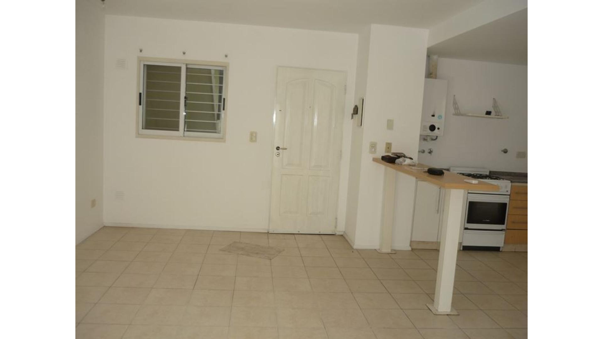 Departamento 3 ambientes con 1 baño