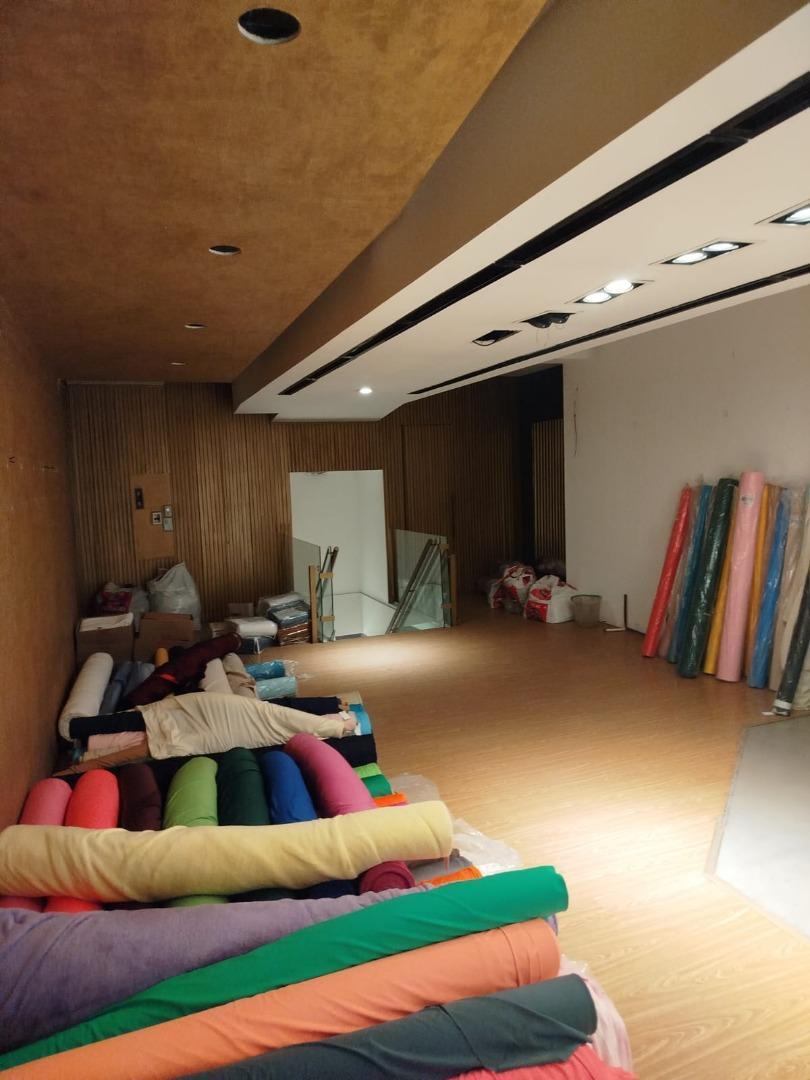 Local en Alquiler en Centro, $ 9.000.000