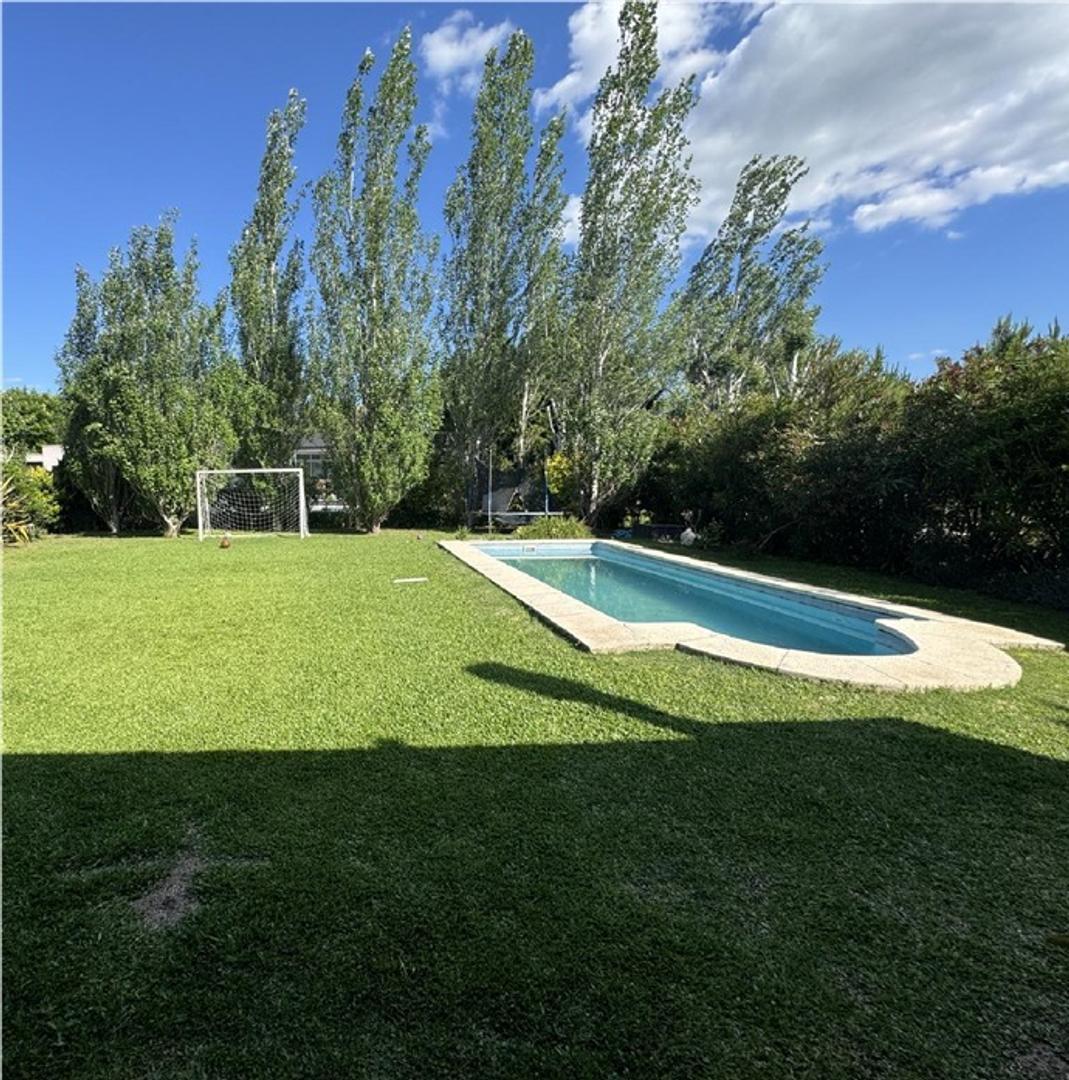 BELLISIMA CASA EN BARRIO CERRADO EL CARDAL