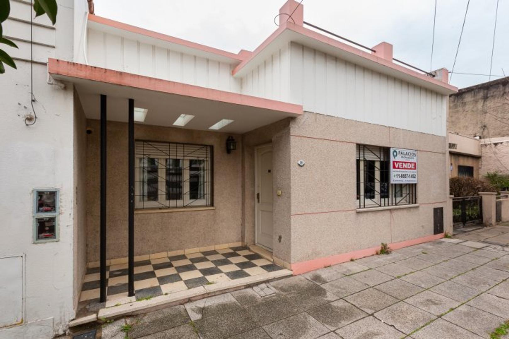 Casa 4 ambientes con 1 baño