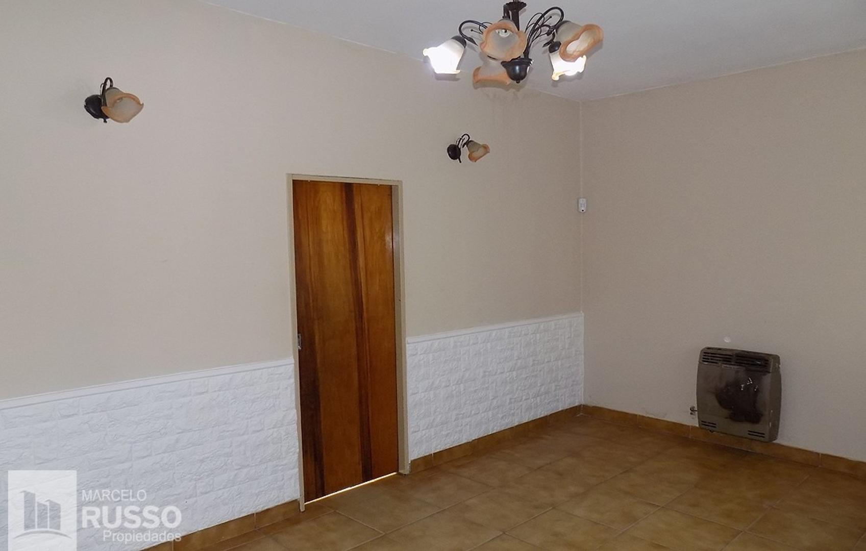 Casa en Venta en Hurlingham, USD 85.000