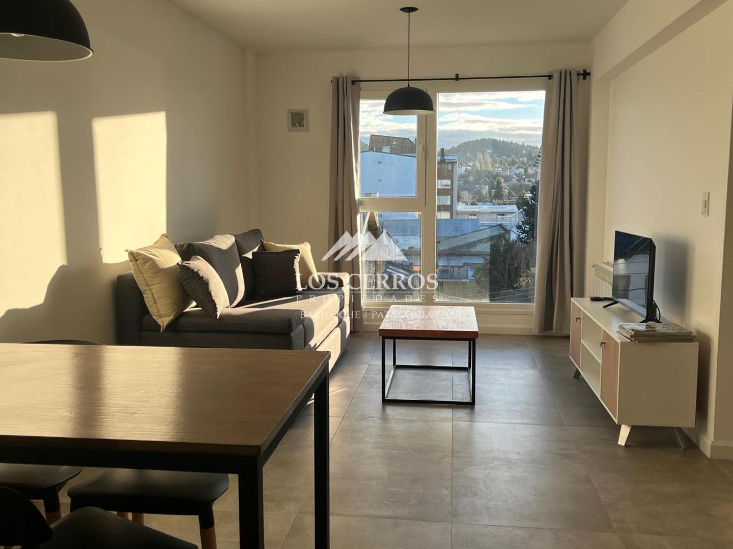 Alquiler de Departamento en Bariloche de  un dormitorio-impecable, luminoso  y amueblado
