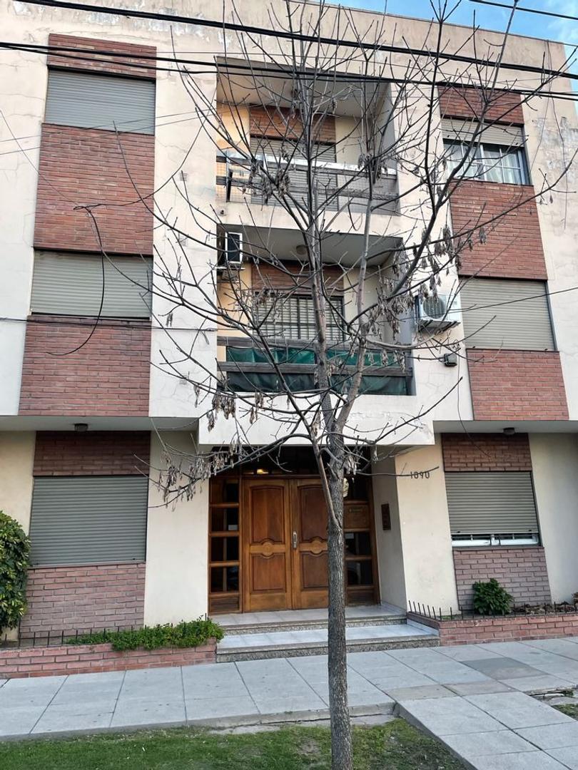 Departamento-Venta Merlo 3 ambientes
