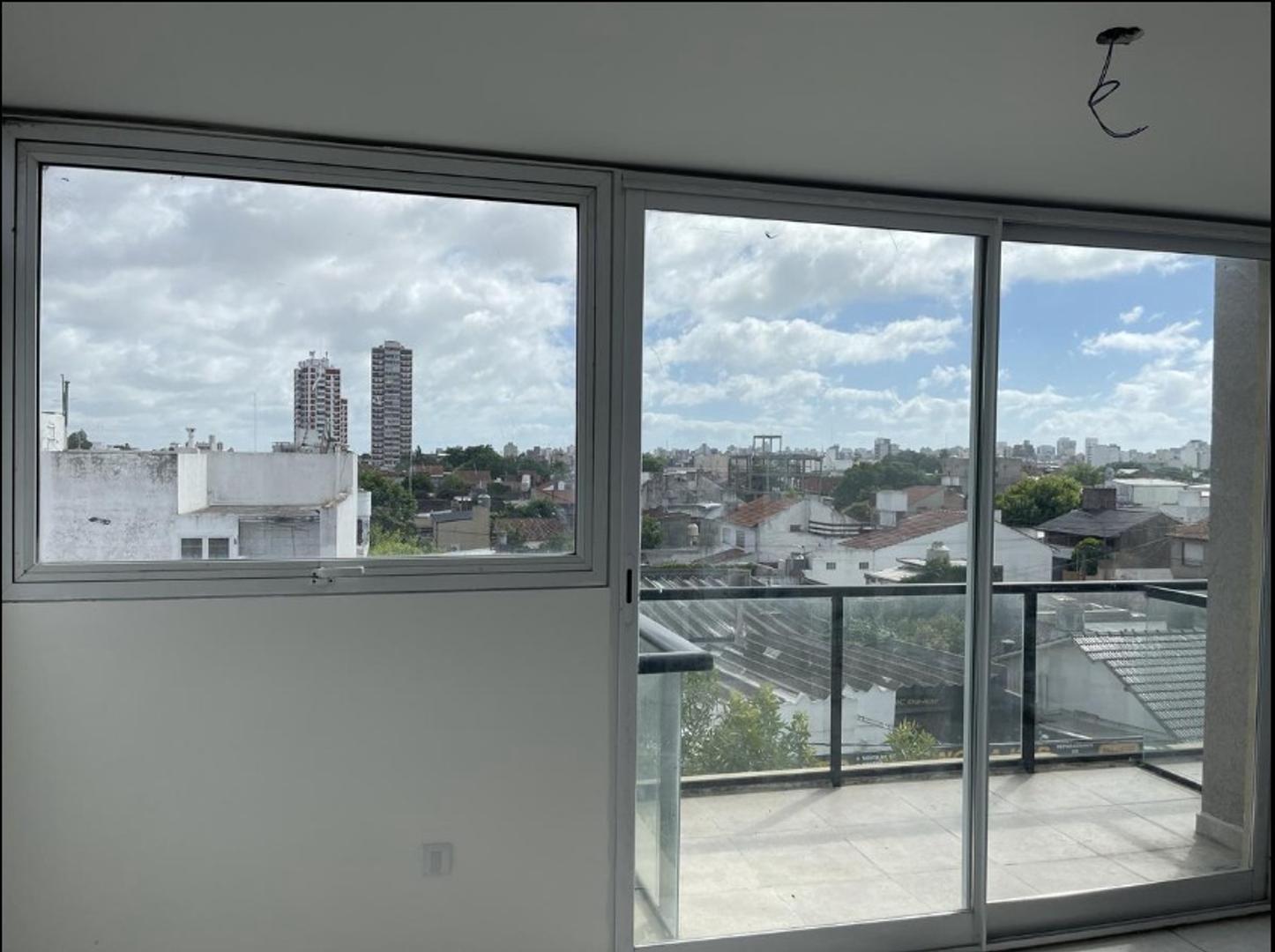 Departamento 2 ambientes con 2 baños