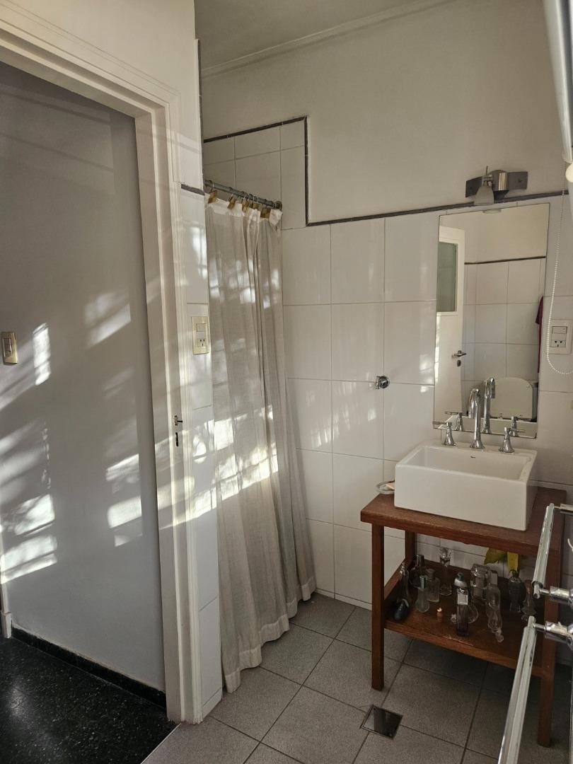 CASA EN B° BOMBAL DE CIUDAD - PISCINA