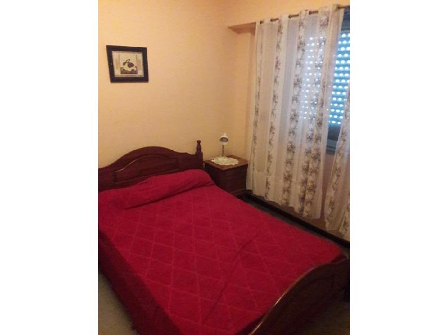 Venta departamento 2 ambientes Miramar amplio con lavadero