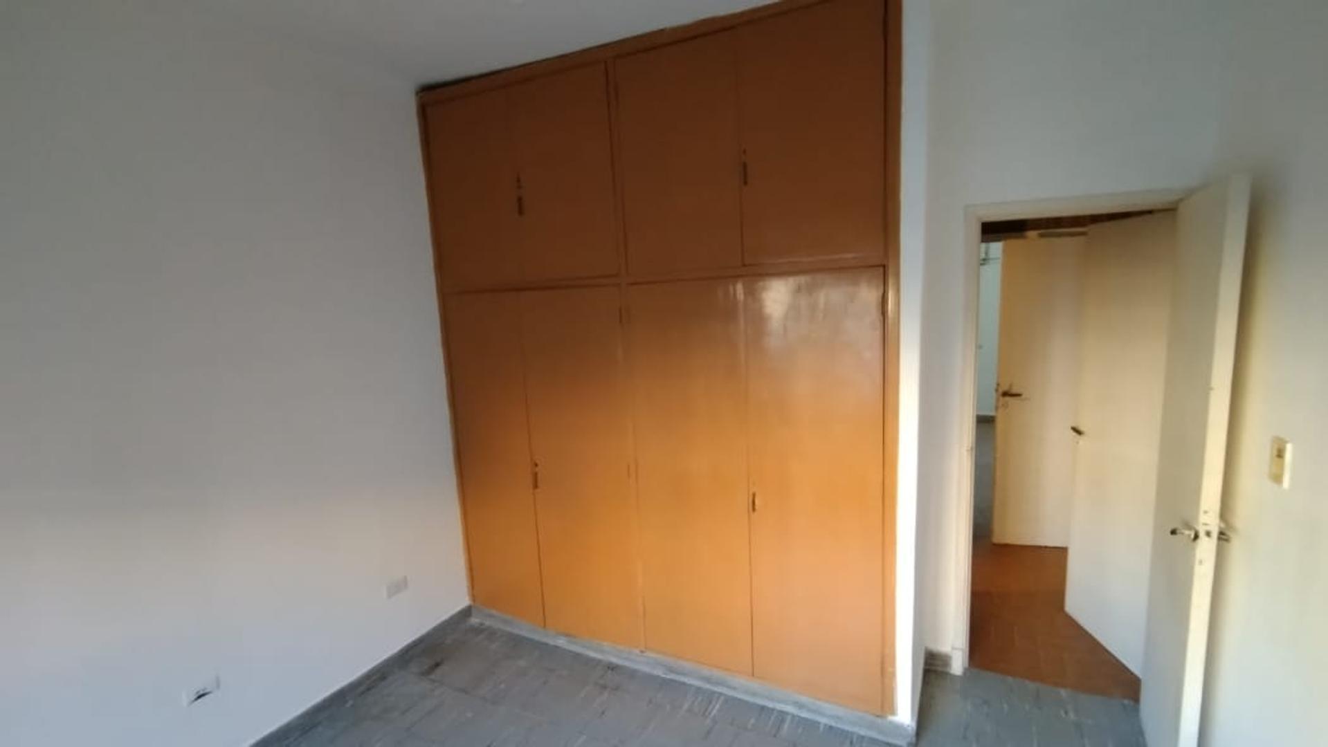 Depto Tipo Casa en Alquiler de 2 dormitorios