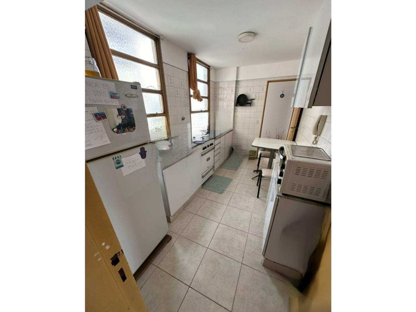 Departamento 4 ambientes con 2 baños