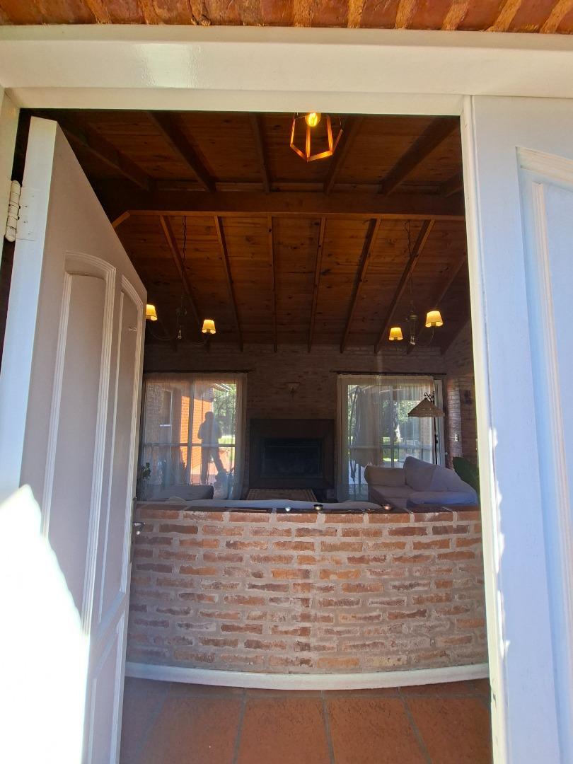 Casa en Alquiler de 3 dormitorios