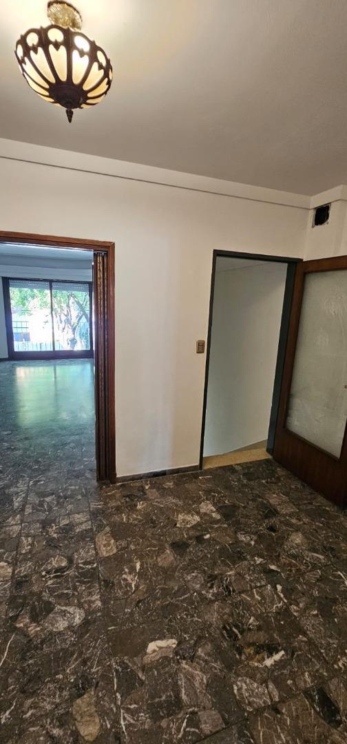 Depto Tipo Casa en Alquiler de 4 dormitorios