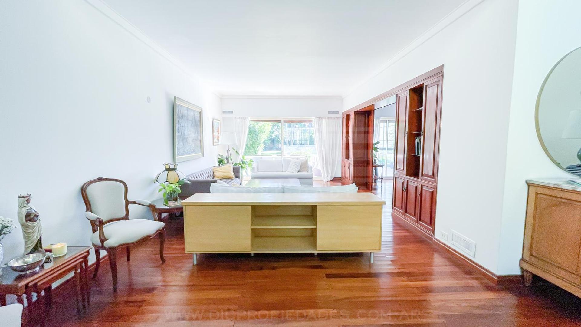 Casa en Venta en Olivos Golf, USD 750.000