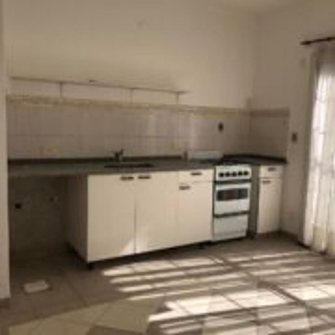 Casa en Venta en Hurlingham, USD 130.000