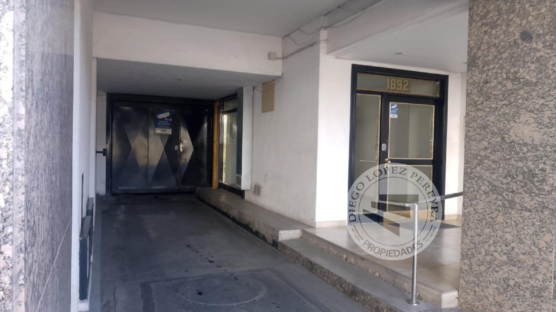 Av. Libertador 1800, Piso 20