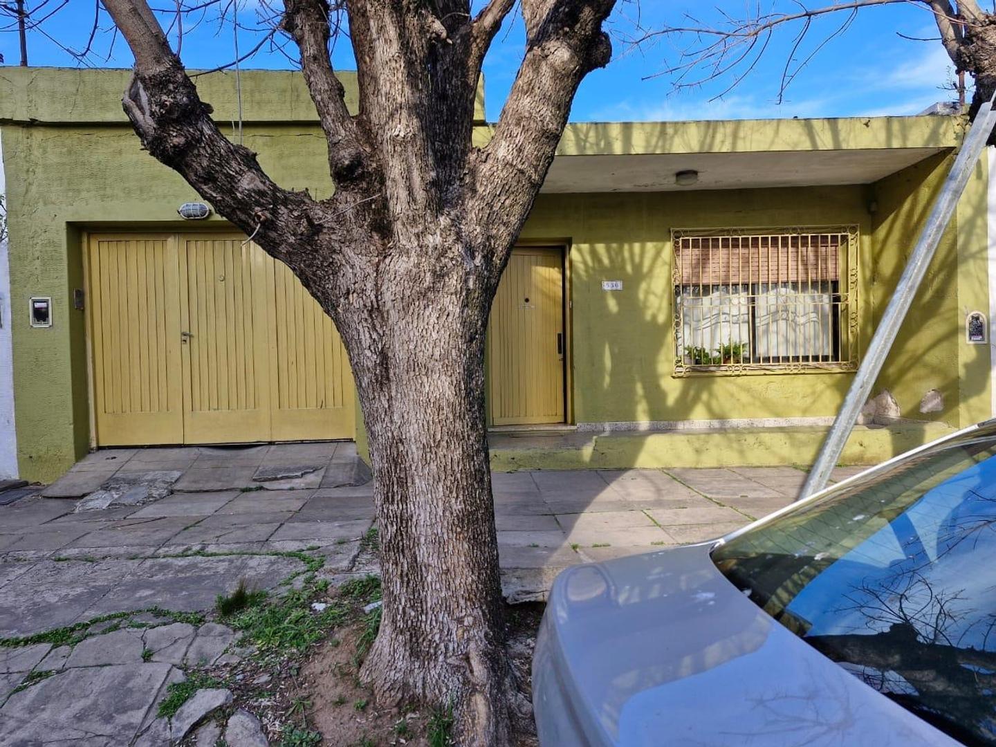 CASA RECICLADA EN VENTA DE 3 DORMITORIOS!