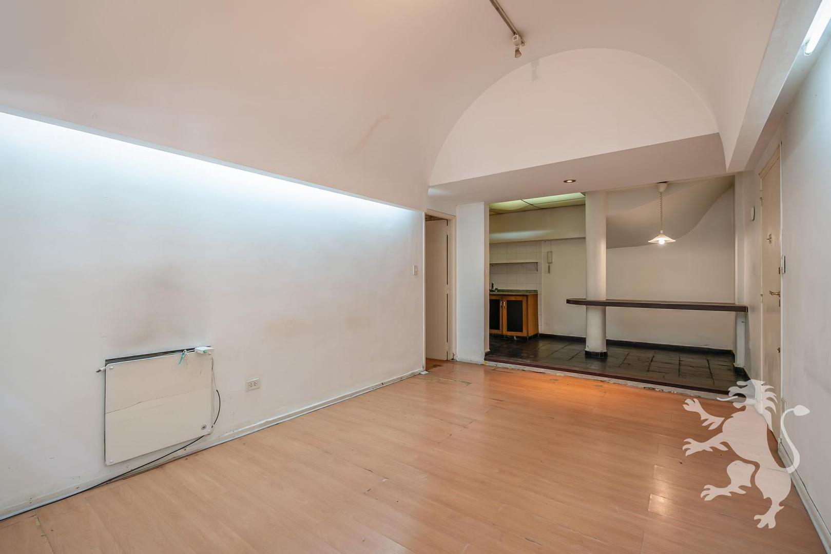 3 de Febrero al 1800 - Planta Baja