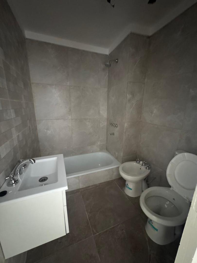 Departamento en Venta en Villa Luzuriaga, USD 90.000