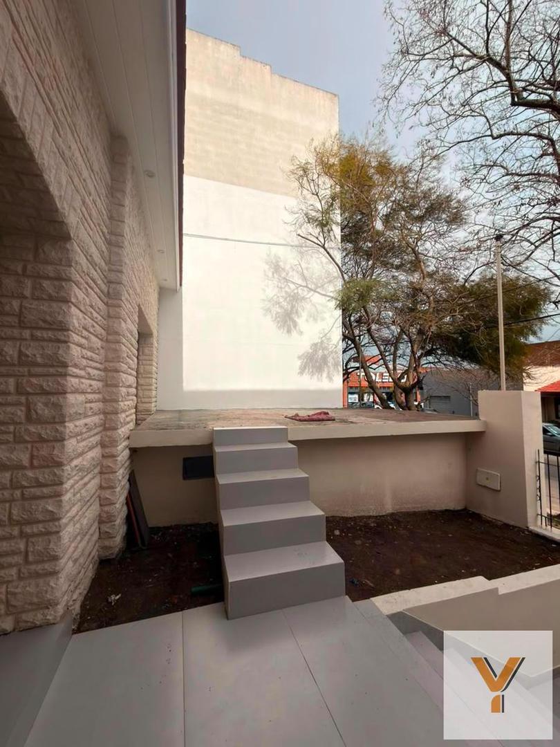 Depto Tipo Casa en Venta de 2 dormitorios