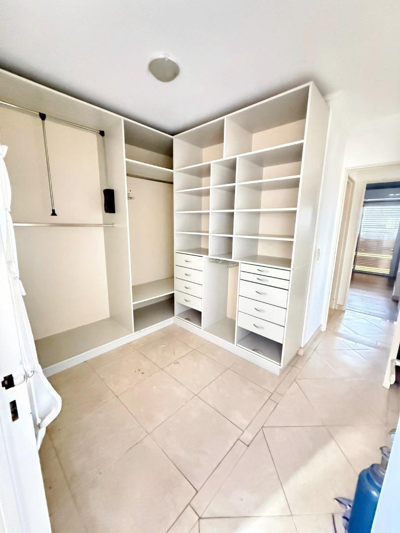 Departamento 4 ambientes con 3 baños