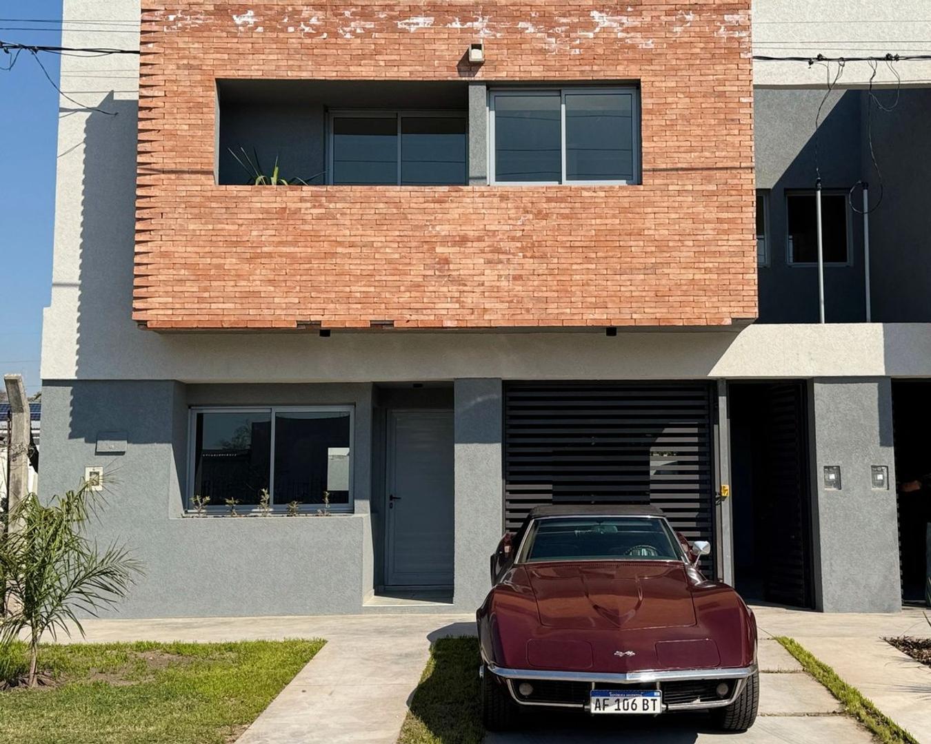 VENTA DUPLEX/ 2 DORMITORIOS/Bo.AMANCAY